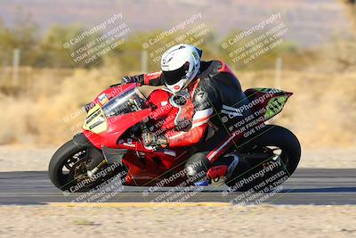 media/Dec-07-2024-CVMA (Sat) [[21c5f1ef85]]/Race 11-Amateur Supersport Open/